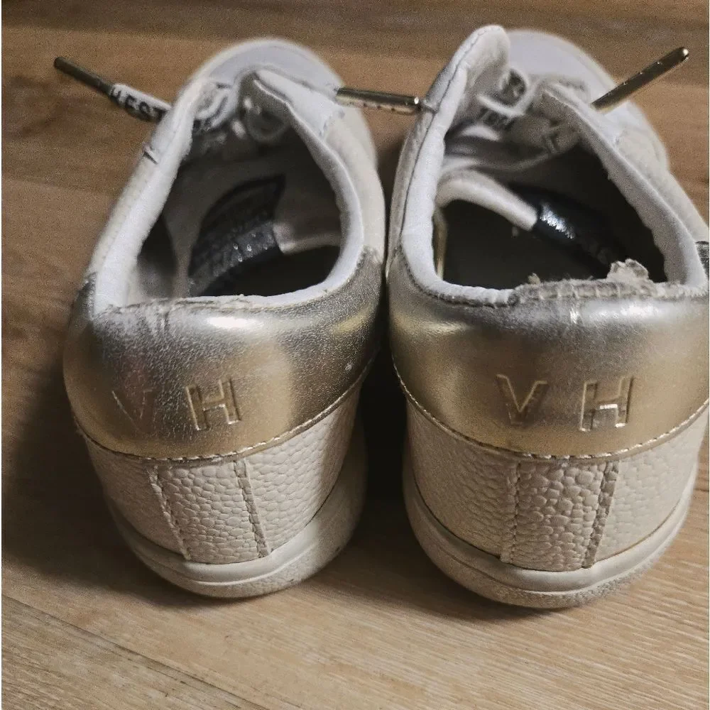 Vintage Havana Gray and White Flats with Gold Star